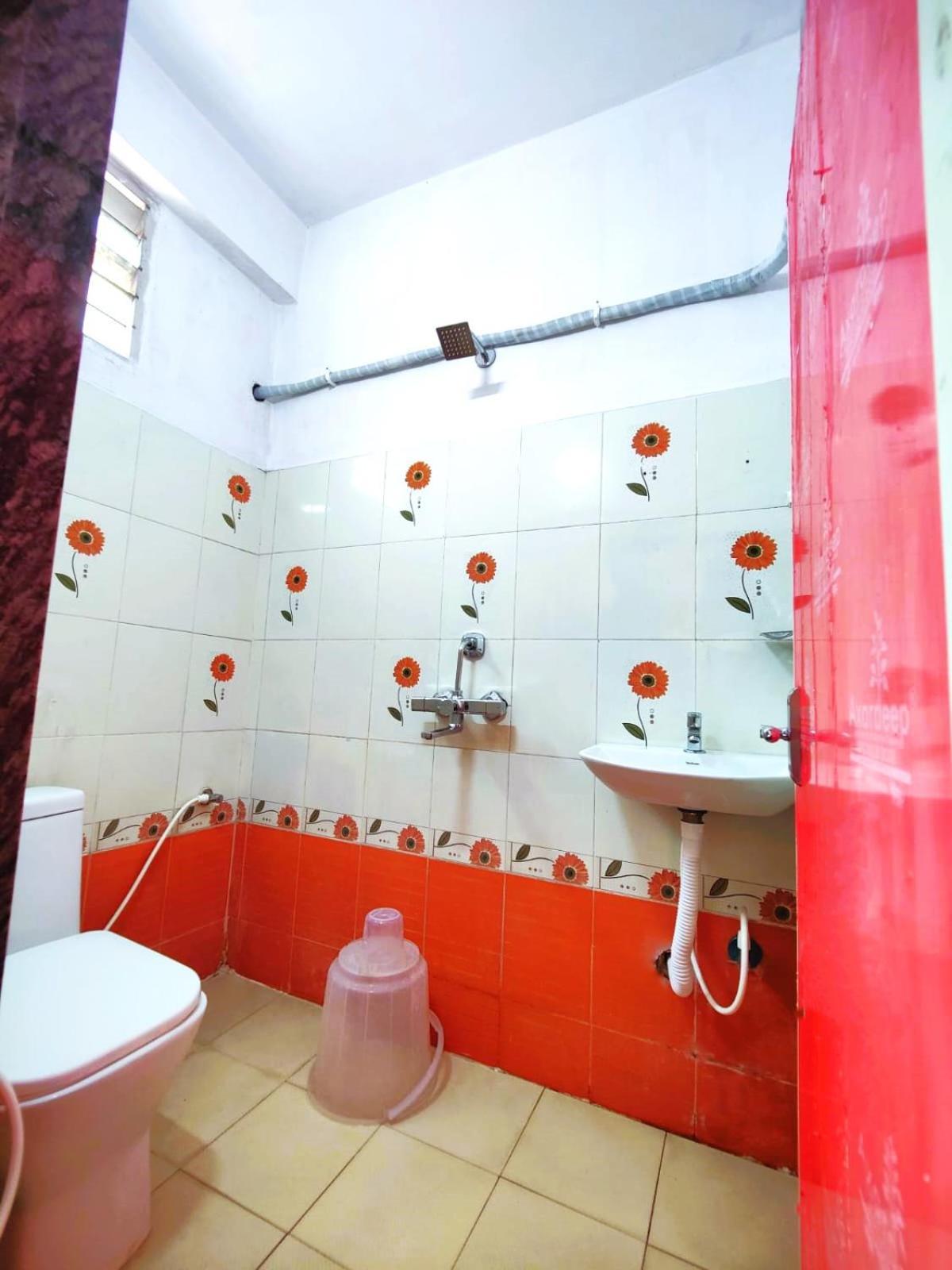 Hotel The Livin Residency à Visakhapatnam Extérieur photo