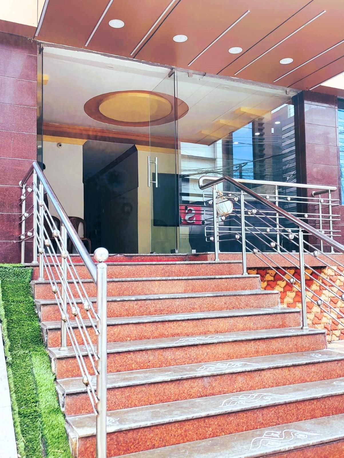 Hotel The Livin Residency à Visakhapatnam Extérieur photo